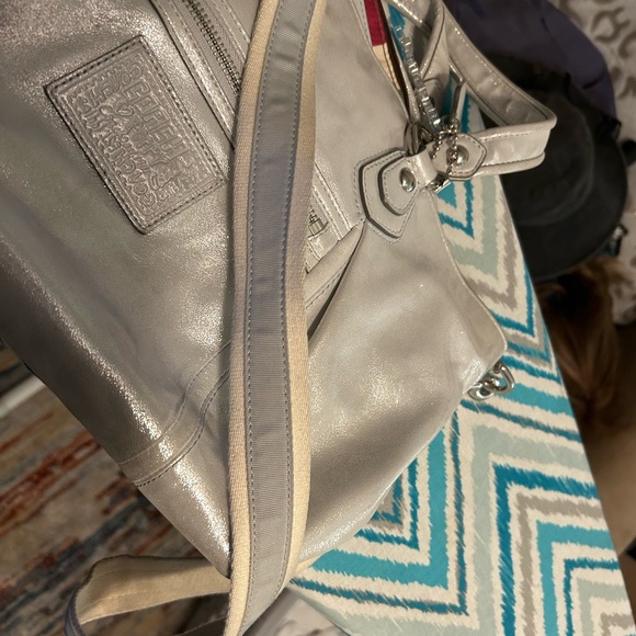 Coach “Poppy” Handbag - Picture 15 of 16